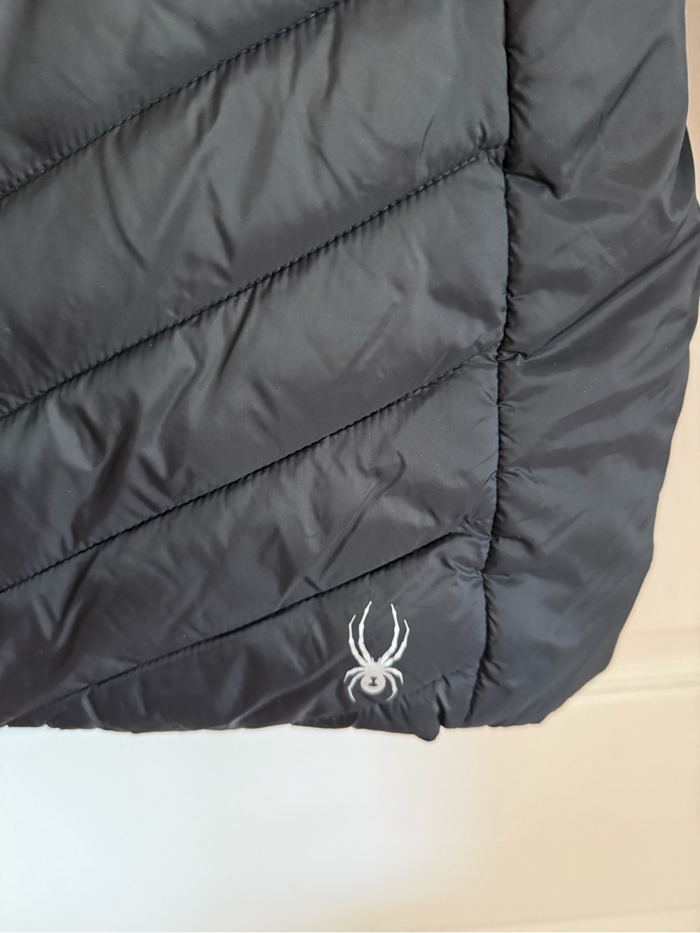 Spyder Women's Warm Black Hooded Quilted Puffer Jacket Coat Size Small - Picture 3 of 9